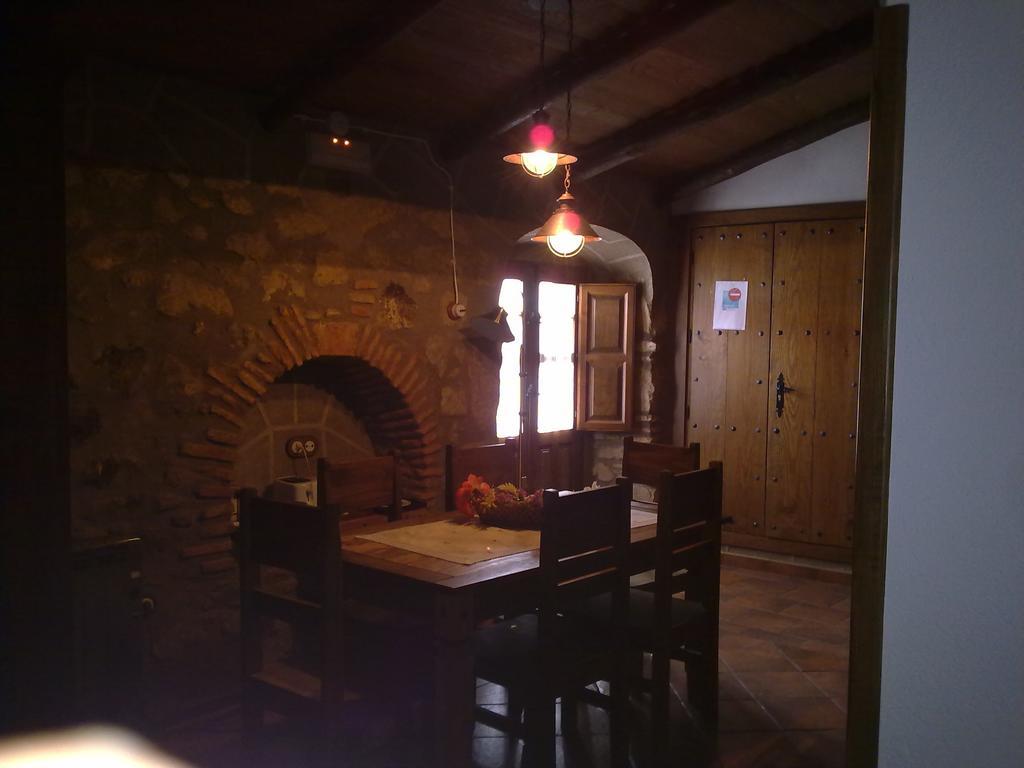 Casa Rural La Chimenea Navas del Madroño Buitenkant foto